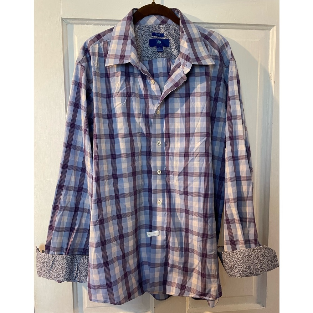 Egara men’s button-down shirt. Size XL and a slim fit. Non iron.Beautiful colors